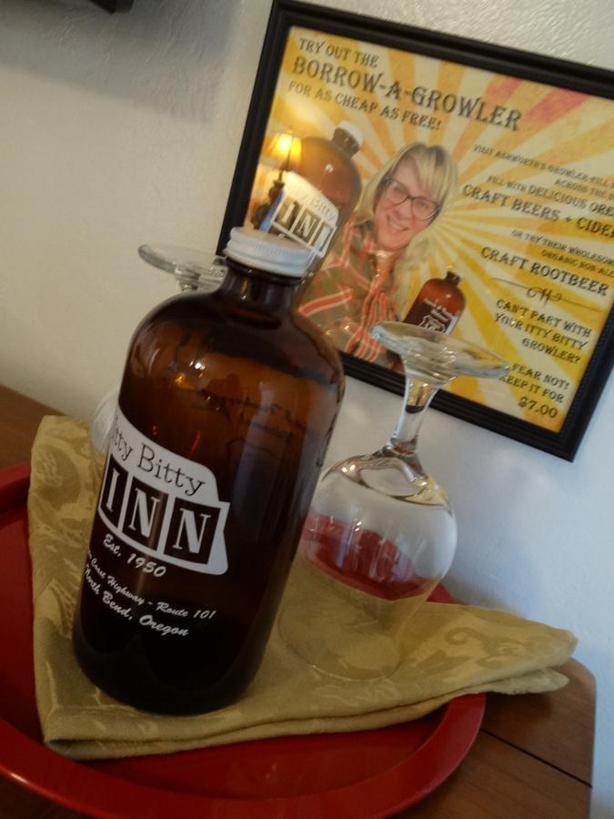 Itty Bitty Inn North Bend Bagian luar foto